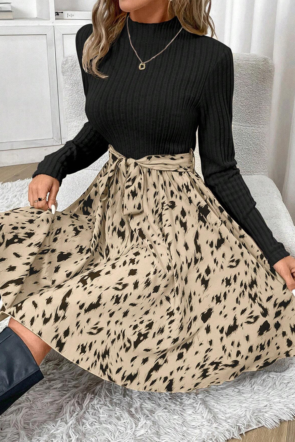 Black Ribbed Knit Patchwork Printed Belted A-line Dress image 3